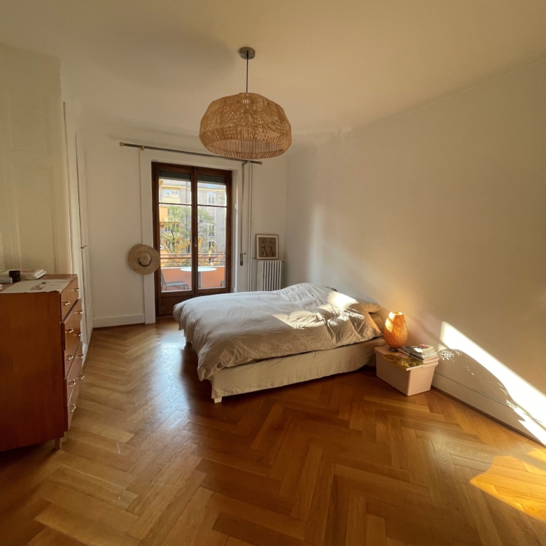 Bedroom, cross-through 4.5-room apartment, Geneva