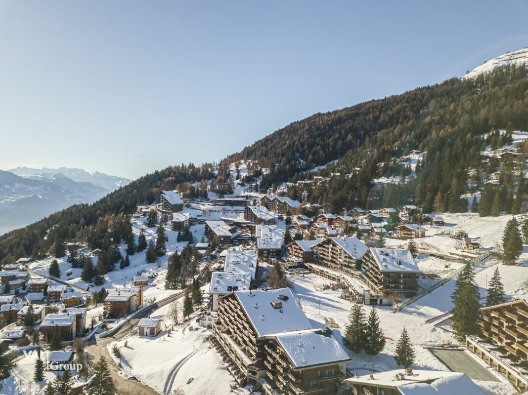 Magnificent building plot in the heart of the resort