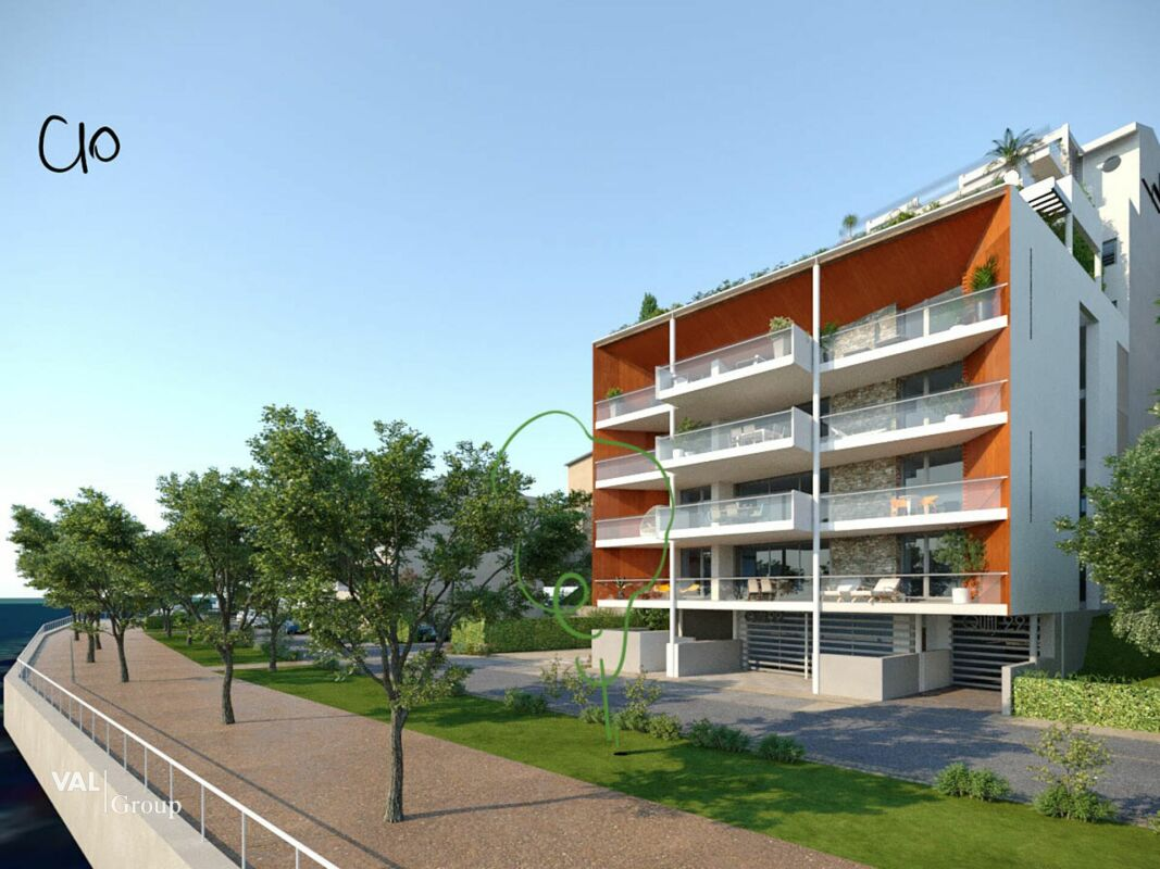 By the lake, unique panorama – a prestigious apartment