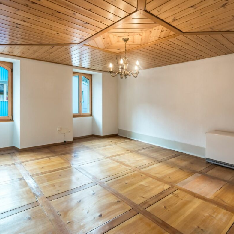 Quand nostalgie rime avec potentiel : un spacieux appartement de 4,5 pièces plein de charme