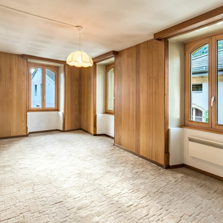 Quand nostalgie rime avec potentiel : un spacieux appartement de 4,5 pièces plein de charme