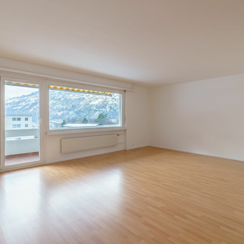 Helles Apartment mit Blick auf das Tal, in einem familienfreundlichen Viertel gelegen