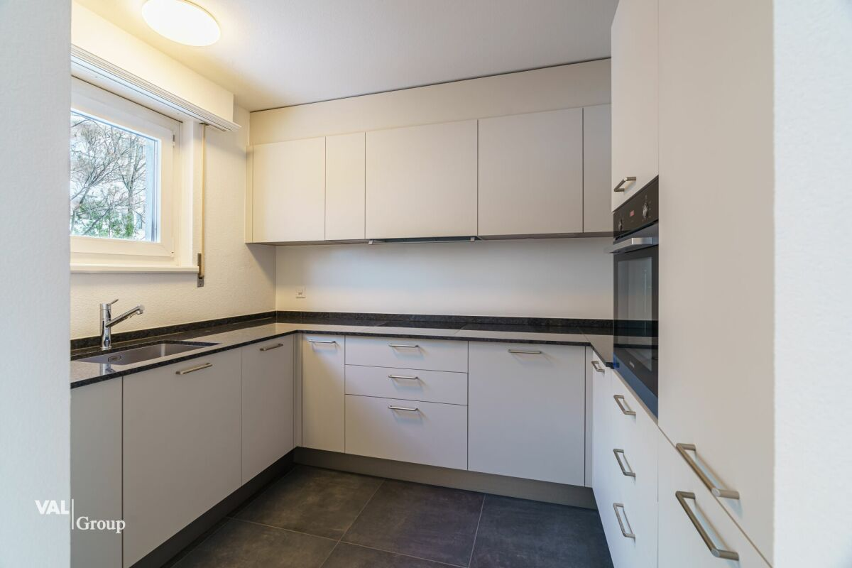 Helles Apartment mit Blick auf das Tal, in einem familienfreundlichen Viertel gelegen