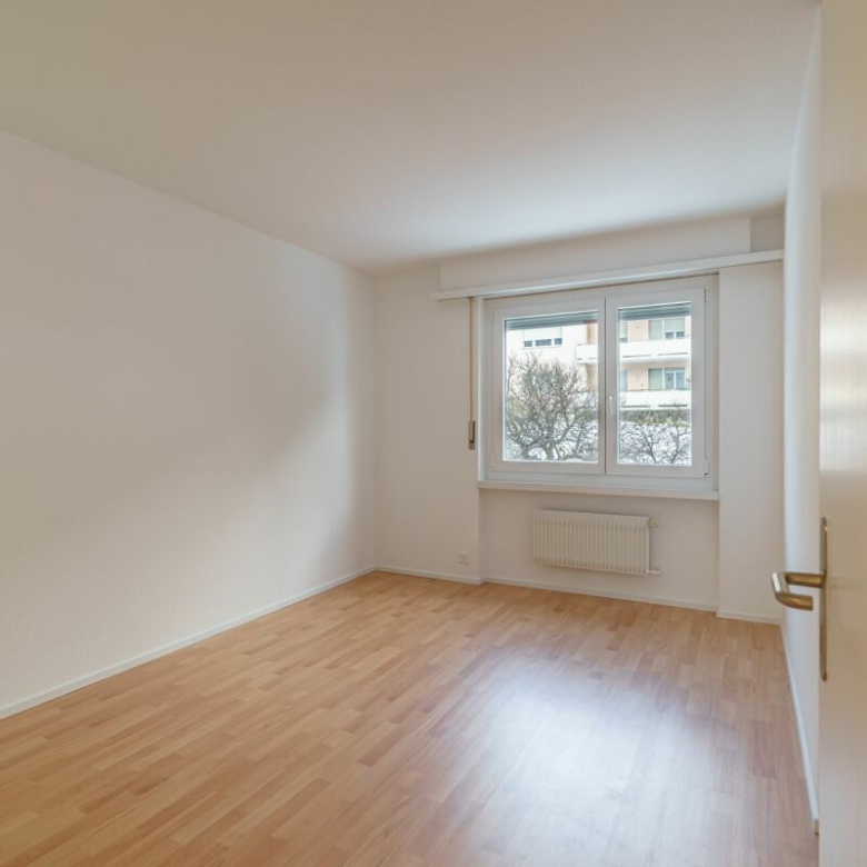 Helles Apartment mit Blick auf das Tal, in einem familienfreundlichen Viertel gelegen