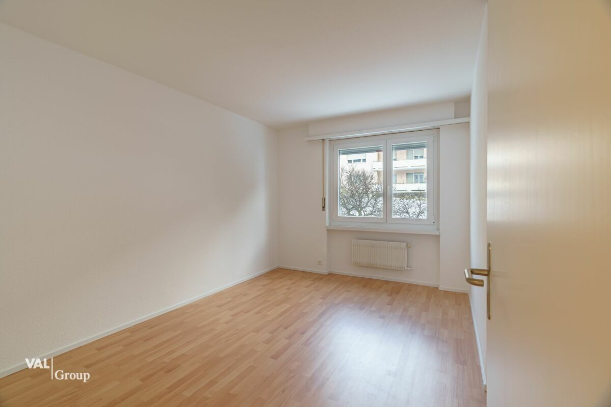 Helles Apartment mit Blick auf das Tal, in einem familienfreundlichen Viertel gelegen