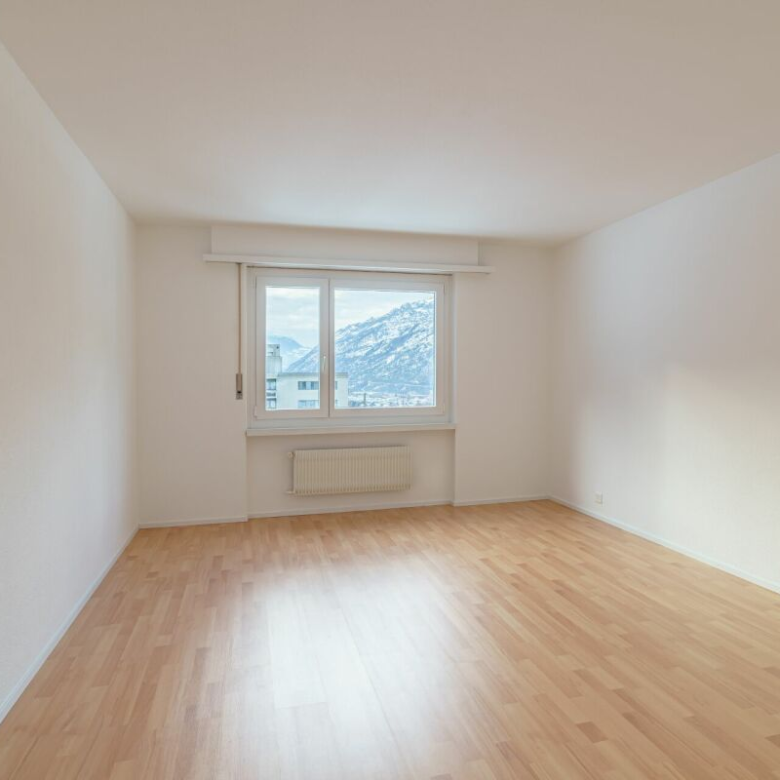 Helles Apartment mit Blick auf das Tal, in einem familienfreundlichen Viertel gelegen