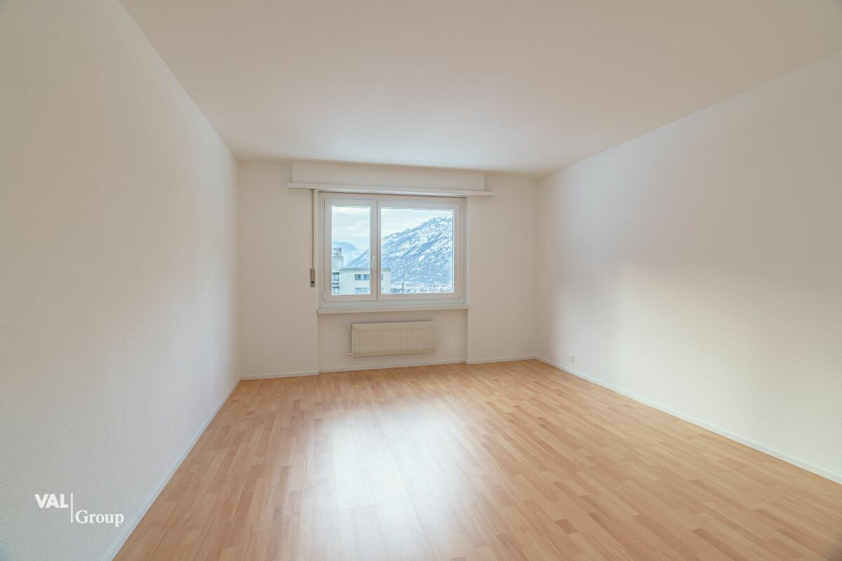 Helles Apartment mit Blick auf das Tal, in einem familienfreundlichen Viertel gelegen