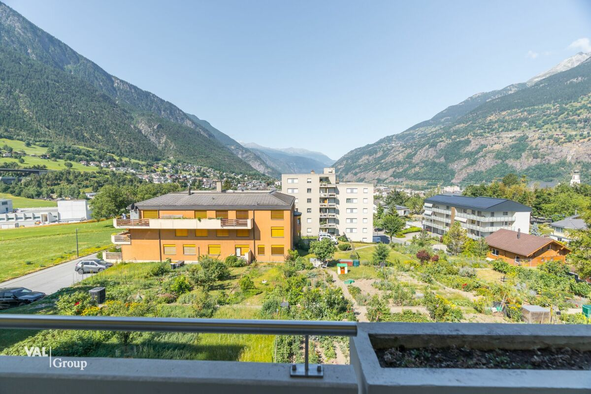 Helles Apartment mit Blick auf das Tal, in einem familienfreundlichen Viertel gelegen