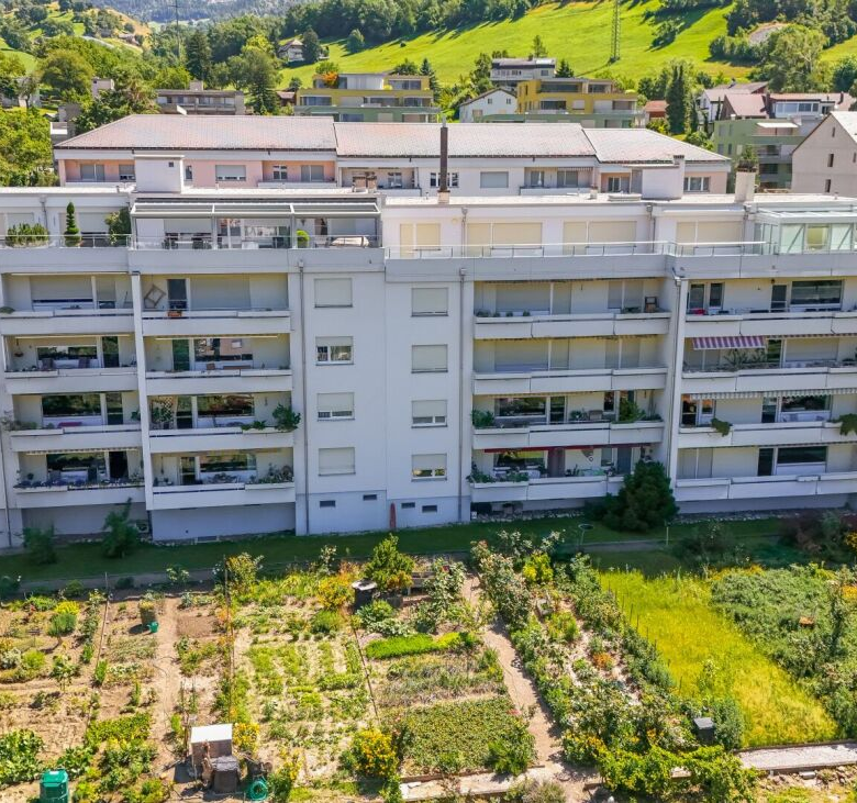 Helles Apartment mit Blick auf das Tal, in einem familienfreundlichen Viertel gelegen