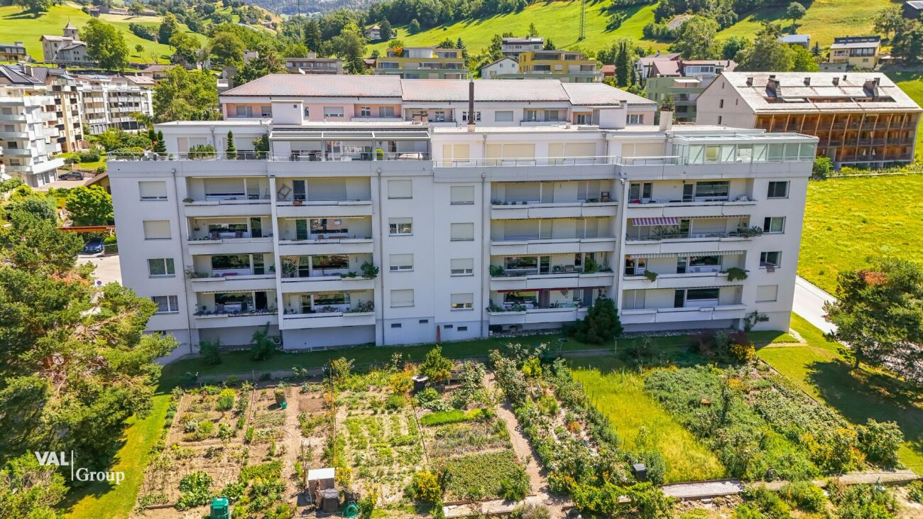 Helles Apartment mit Blick auf das Tal, in einem familienfreundlichen Viertel gelegen