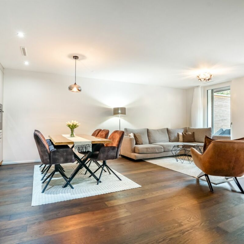 Local commercial à rénover avec possibilité de transformation en logements