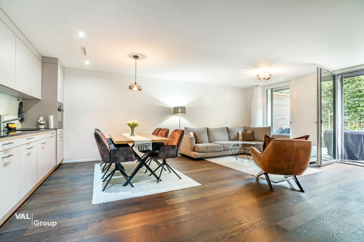 Lovely 2.5-room apartment with a large terrace, located in the heart of Bülach