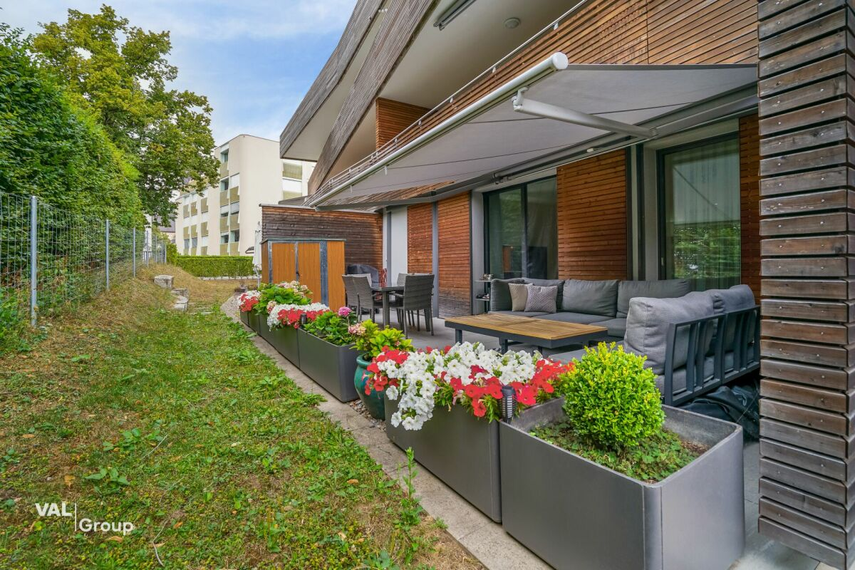 Lovely 2.5-room apartment with a large terrace, located in the heart of Bülach
