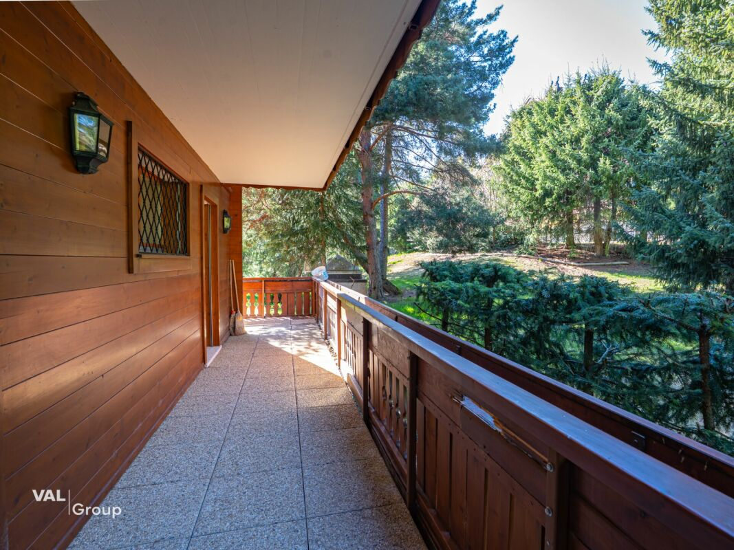 Alpine apartment with view of Étang Blanc in Crans-Montana