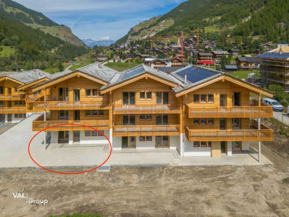 Un appartement 4,5 pièces d’exception avec terrasse et jardin, face aux sommets