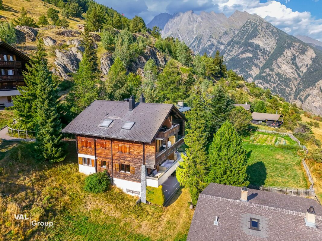 Jeizinen: Ein Ort zum Leben, wo Ruhe, Aussicht und Bergfeeling zusammenfliessen
