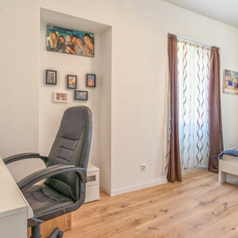 Appartement modernisé de 3,5 pièces au cœur de Glis