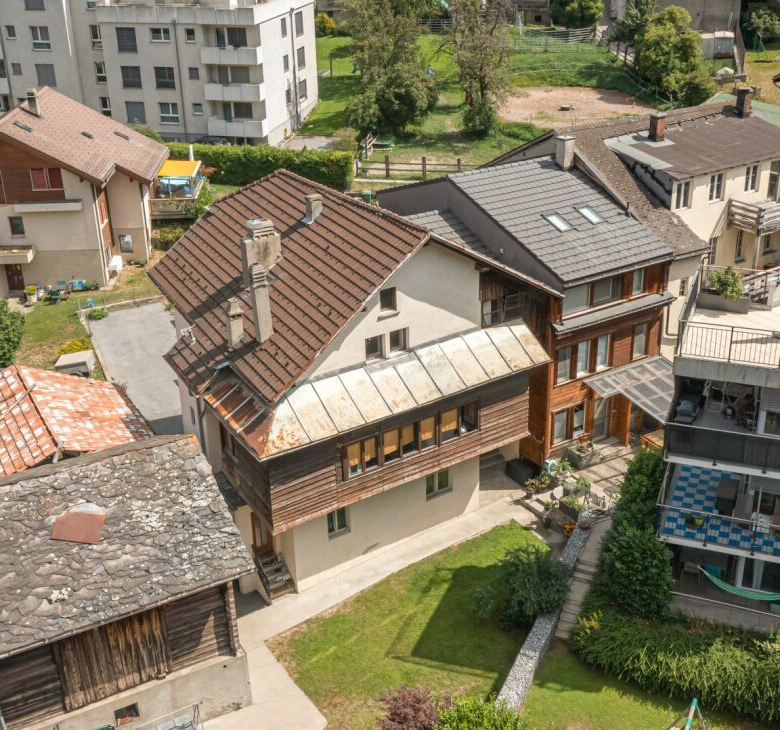 Appartement modernisé de 3,5 pièces au cœur de Glis