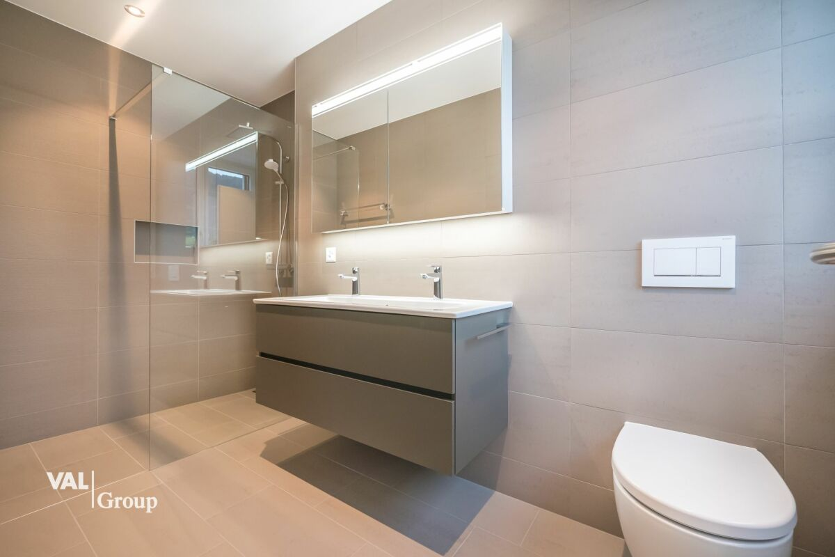 Appartement de luxe en dernier étage avec une belle vue