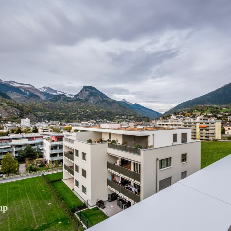 Appartement de luxe en dernier étage avec une belle vue