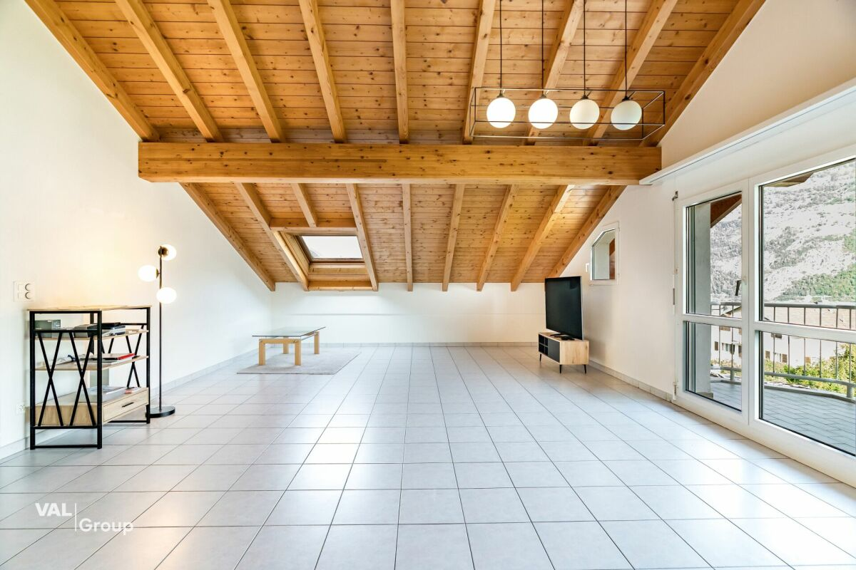 4.5-room mansard apartment with view
