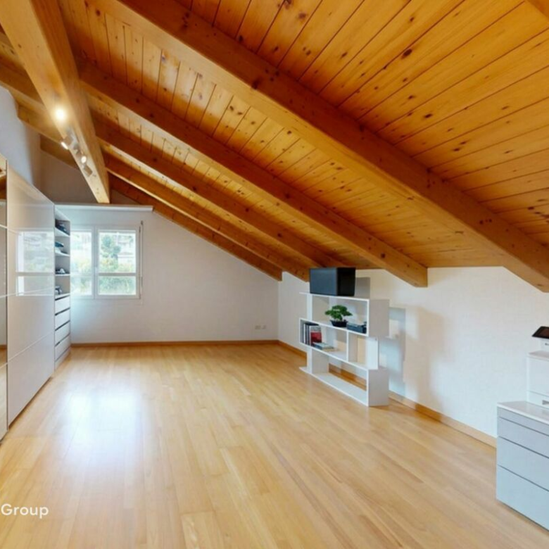 4.5-room mansard apartment with view