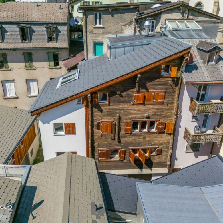 Le charme de la vieille ville allié au confort de vie : votre chez-vous en plein cœur de Loèche