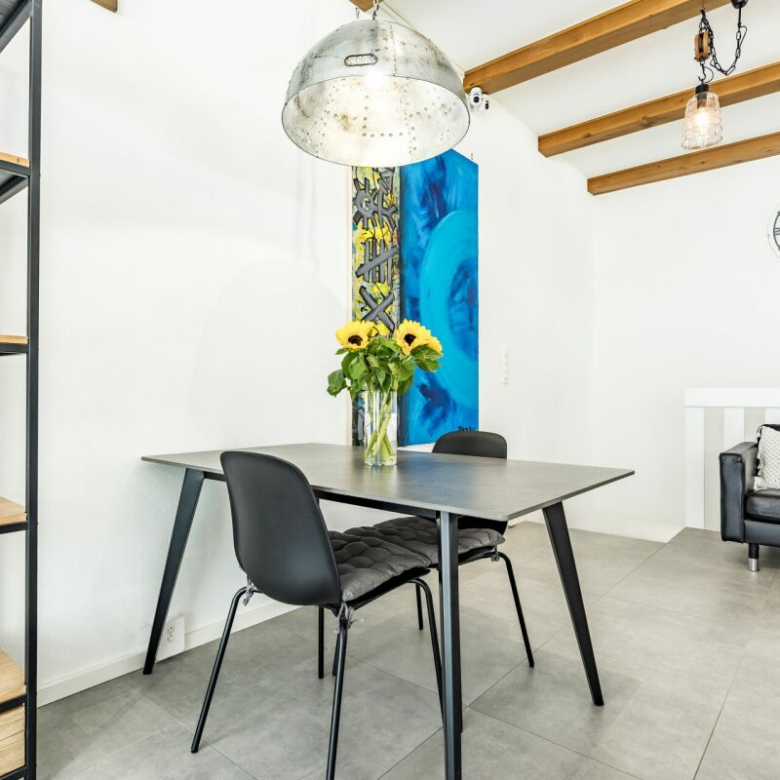 Eine Wohnung, die weit über das Gewöhnliche hinausgeht (Hauptwohnsitz)