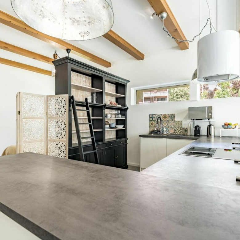 Eine Wohnung, die weit über das Gewöhnliche hinausgeht (Hauptwohnsitz)