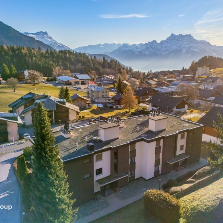 Renovated apartment, secondary residence or investment