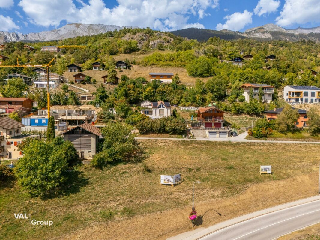 TRAMA - Dachwohnung mit 4,5 Zimmern im zeitgenössischen Stil, hochwertige Ausstattung und mit Aussicht