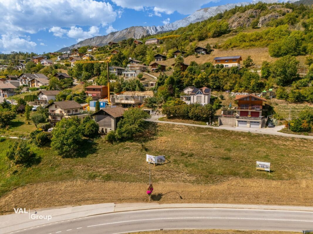 TRAMA - Dachwohnung mit 4,5 Zimmern im zeitgenössischen Stil, hochwertige Ausstattung und mit Aussicht