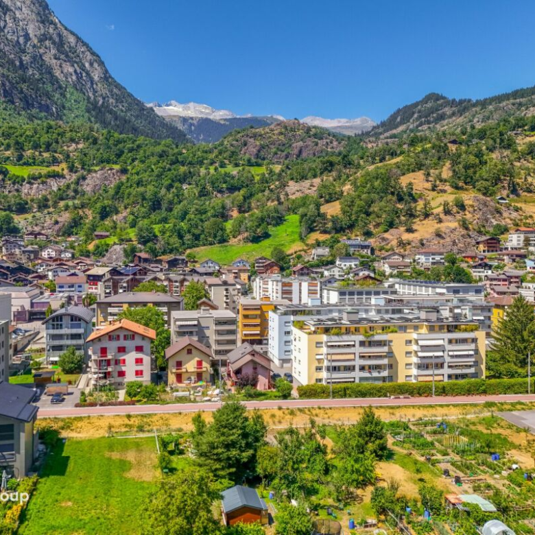 Im Herzen von Naters: 4,5-Zimmer-Wohnung mit Bergblick