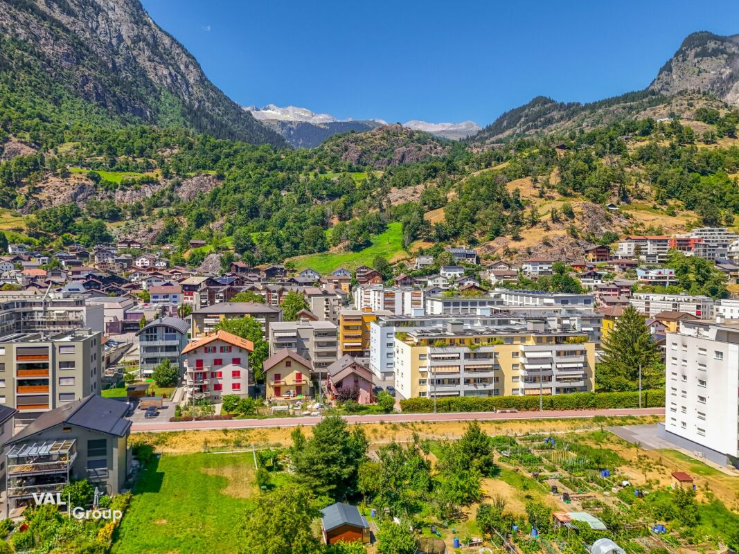 Im Herzen von Naters: 4,5-Zimmer-Wohnung mit Bergblick