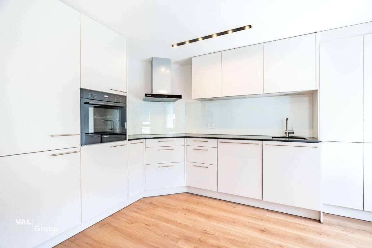 Tastefully renovated 4.5-room apartment in a quiet neighborhood in Raron