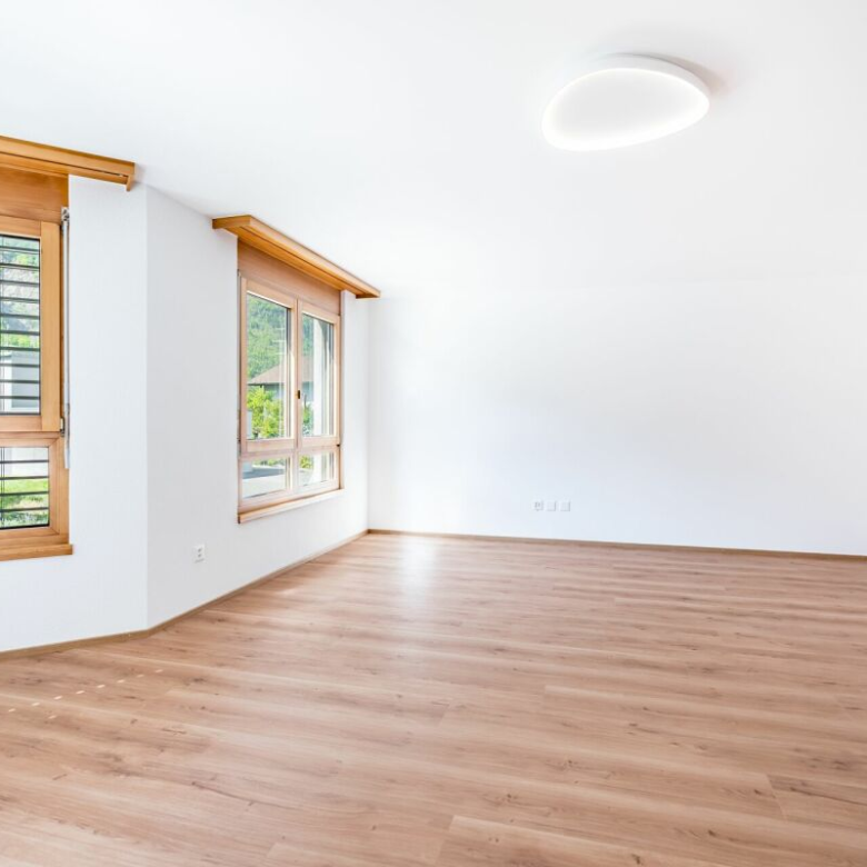 Tastefully renovated 4.5-room apartment in a quiet neighborhood in Raron