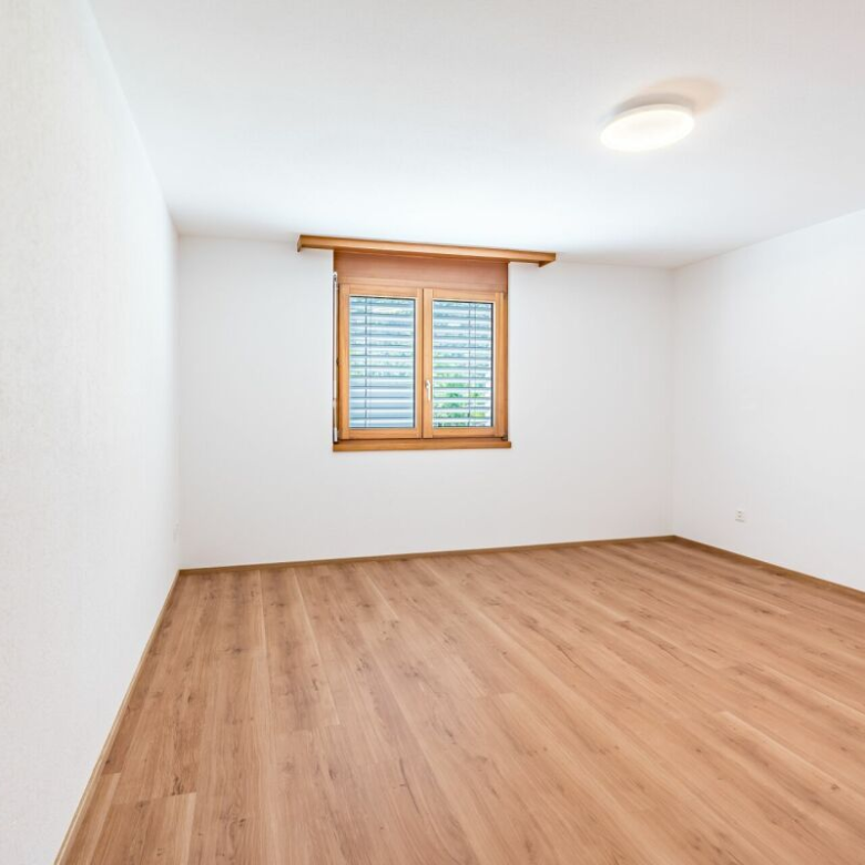 Tastefully renovated 4.5-room apartment in a quiet neighborhood in Raron