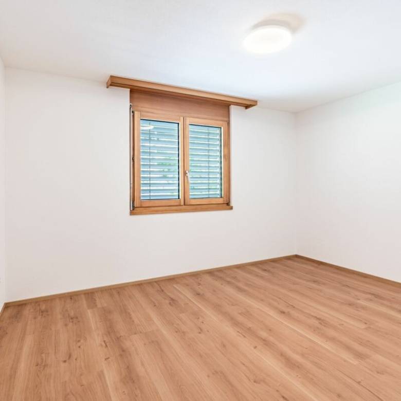 Tastefully renovated 4.5-room apartment in a quiet neighborhood in Raron