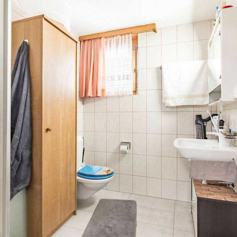 Nice 2.5-room apartment in Raron – Ideal location