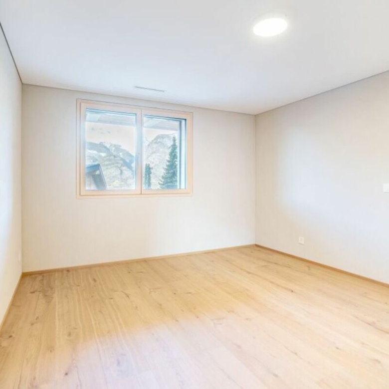 Top - Liegenschaft zu vermieten - 3,5-Zimmer-Wohnung mit atemberaubender Aussicht