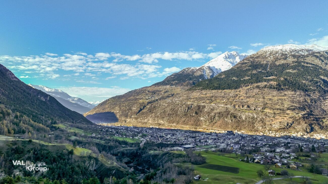 Top - Liegenschaft zu vermieten - 3,5-Zimmer-Wohnung mit atemberaubender Aussicht