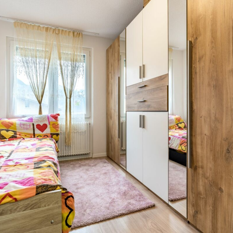 De belles perspectives à Salgesch - Appartement rénové alliant charme et confort
