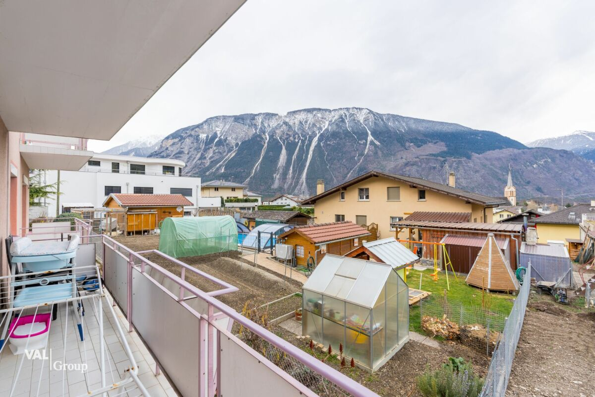 De belles perspectives à Salgesch - Appartement rénové alliant charme et confort