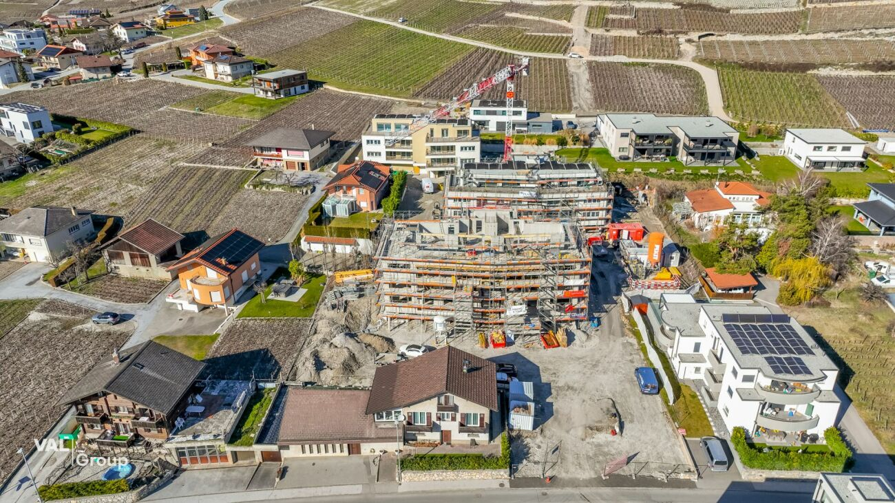 Luxus-Neubauwohnung: ein heller und eleganter Wohnraum
