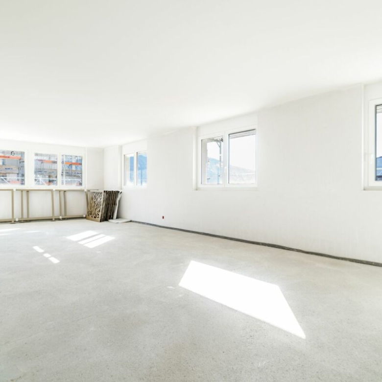 Luxus-Neubauwohnung: ein heller und eleganter Wohnraum