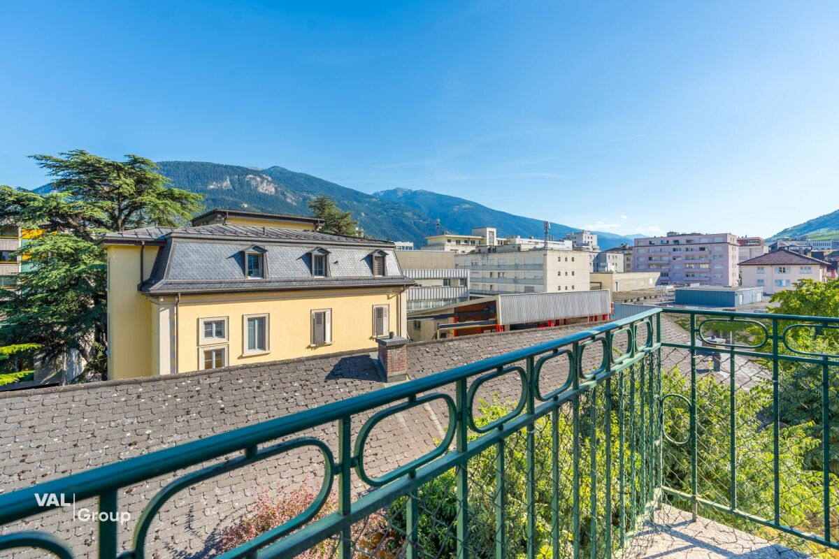 Charme et espace à deux pas du centre de Sierre