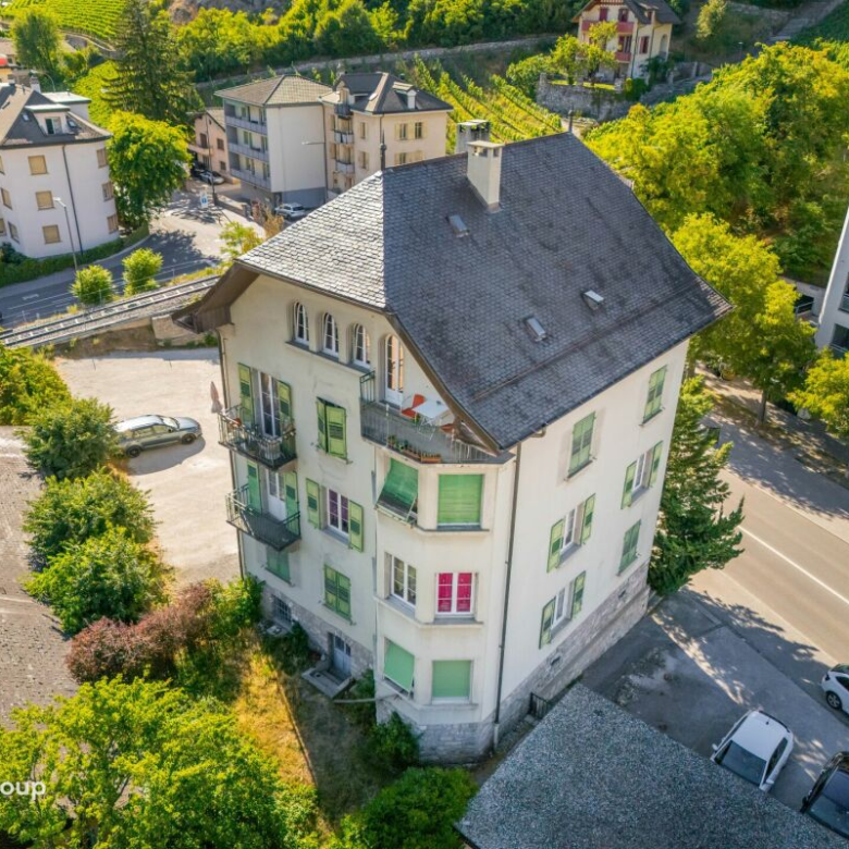 Charme et espace à deux pas du centre de Sierre