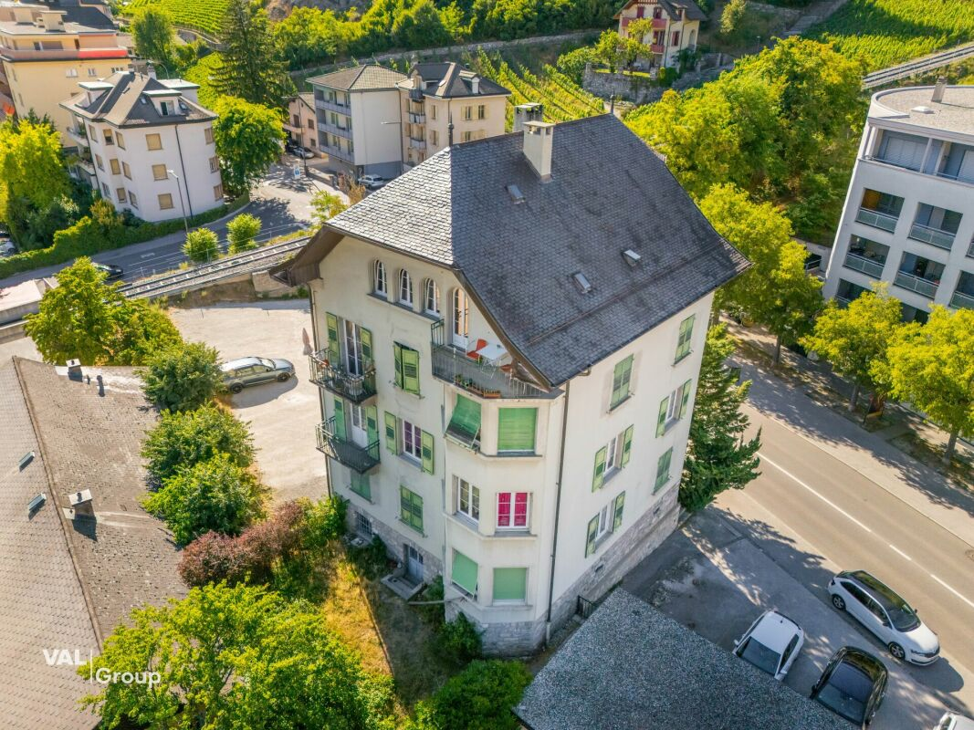 Charme et espace à deux pas du centre de Sierre