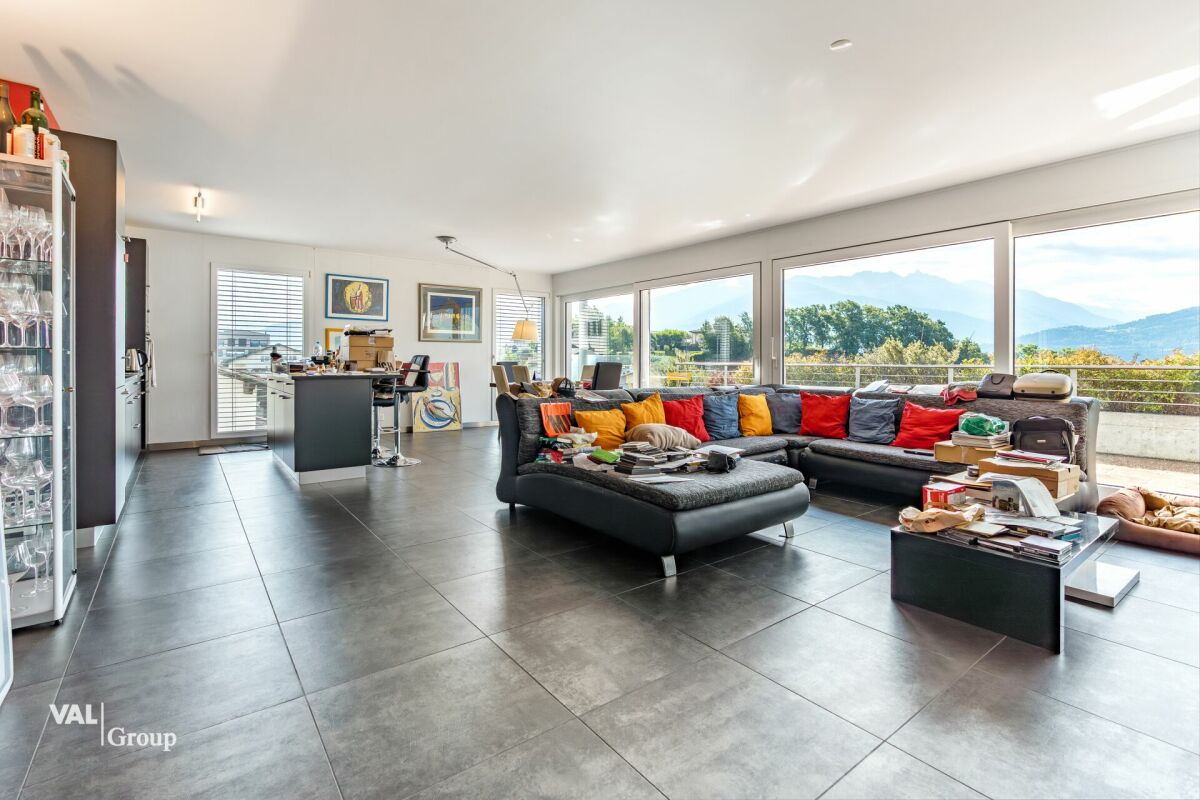 Your new home in Savièse: a bright 5.5-room apartment with balcony