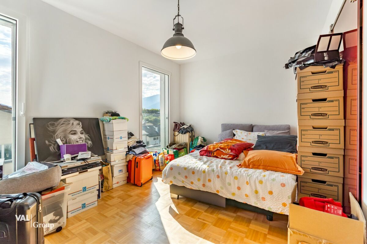 Your new home in Savièse: a bright 5.5-room apartment with balcony